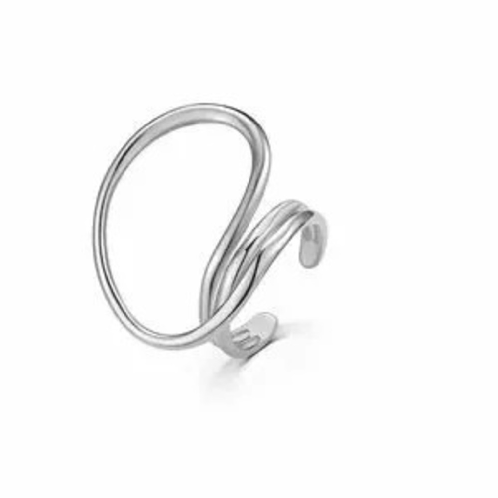 Elegant Silver Swirl Ring